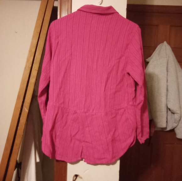 Hot pink button up shirt - Picture 11 of 13